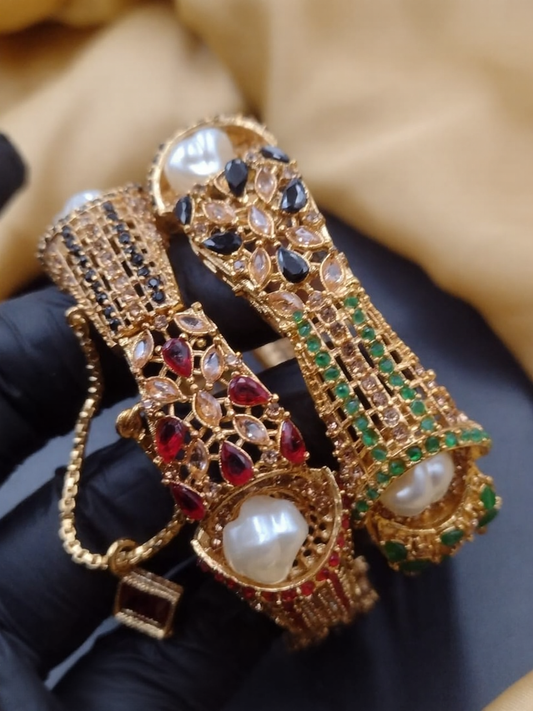 Pair bangles New design Size  2.6 2.8 Available