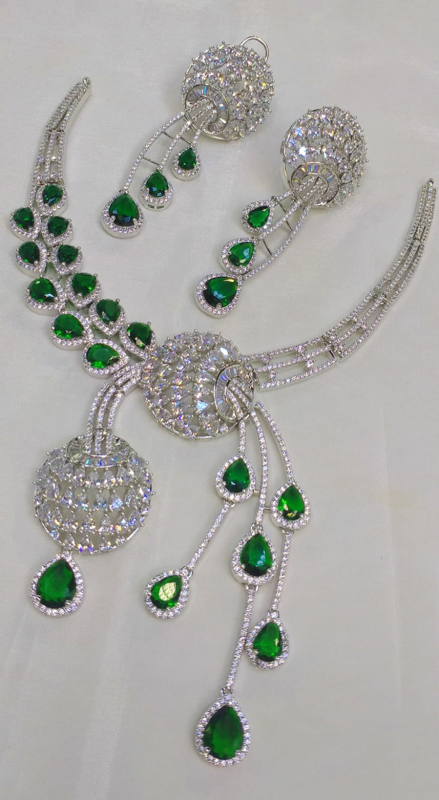 Zircon necklace set