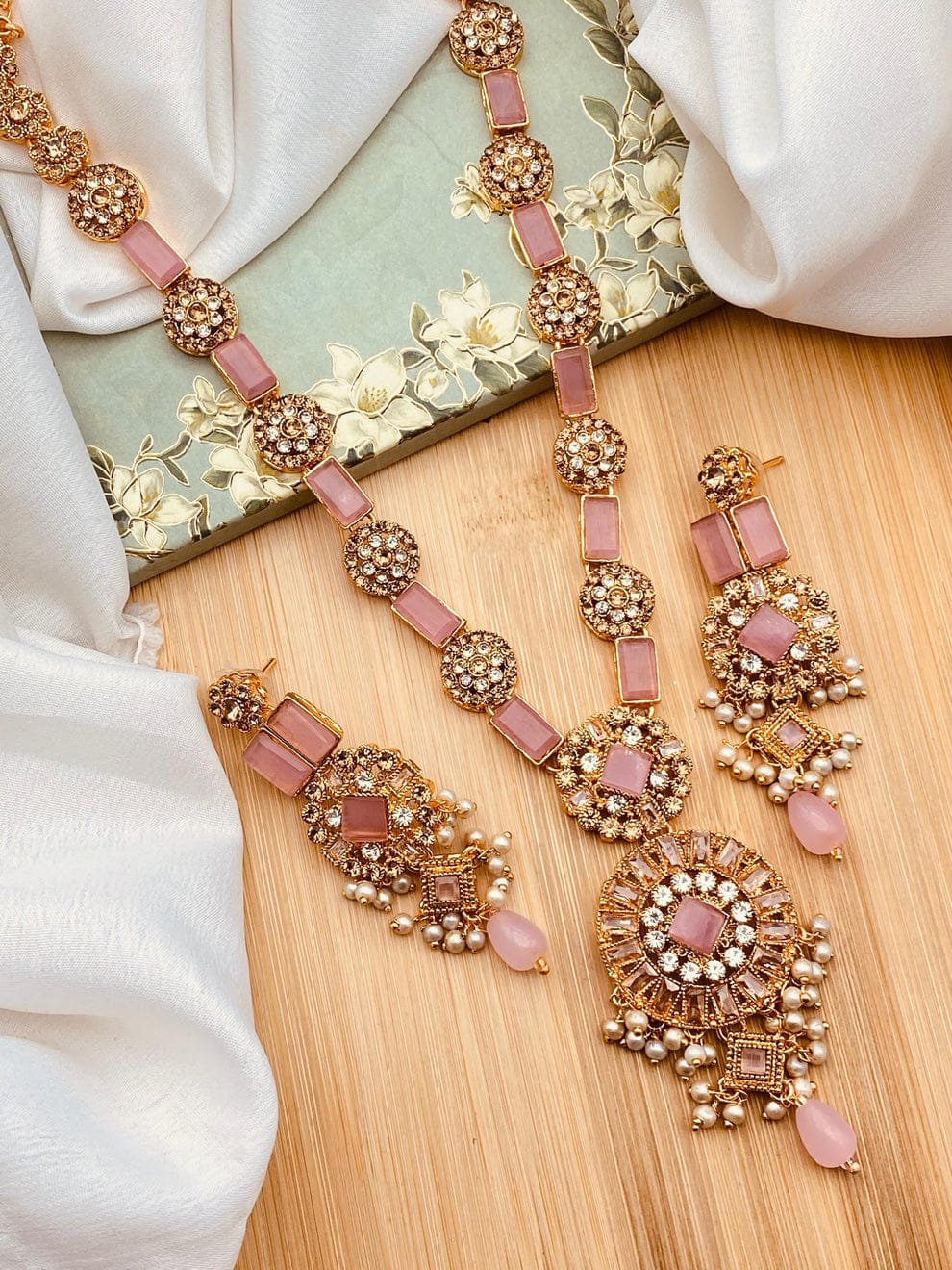 Mala set price