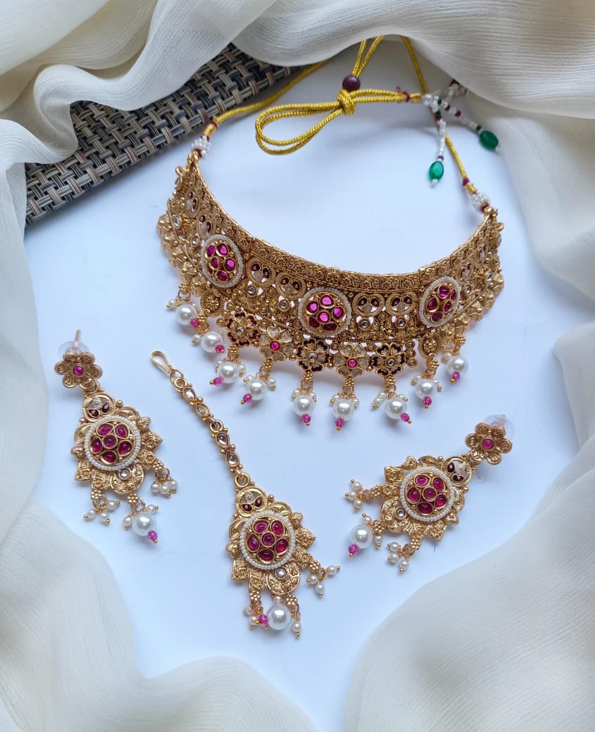Beautiful Stylish Design Indian Rajwari Koler Set With Teeka