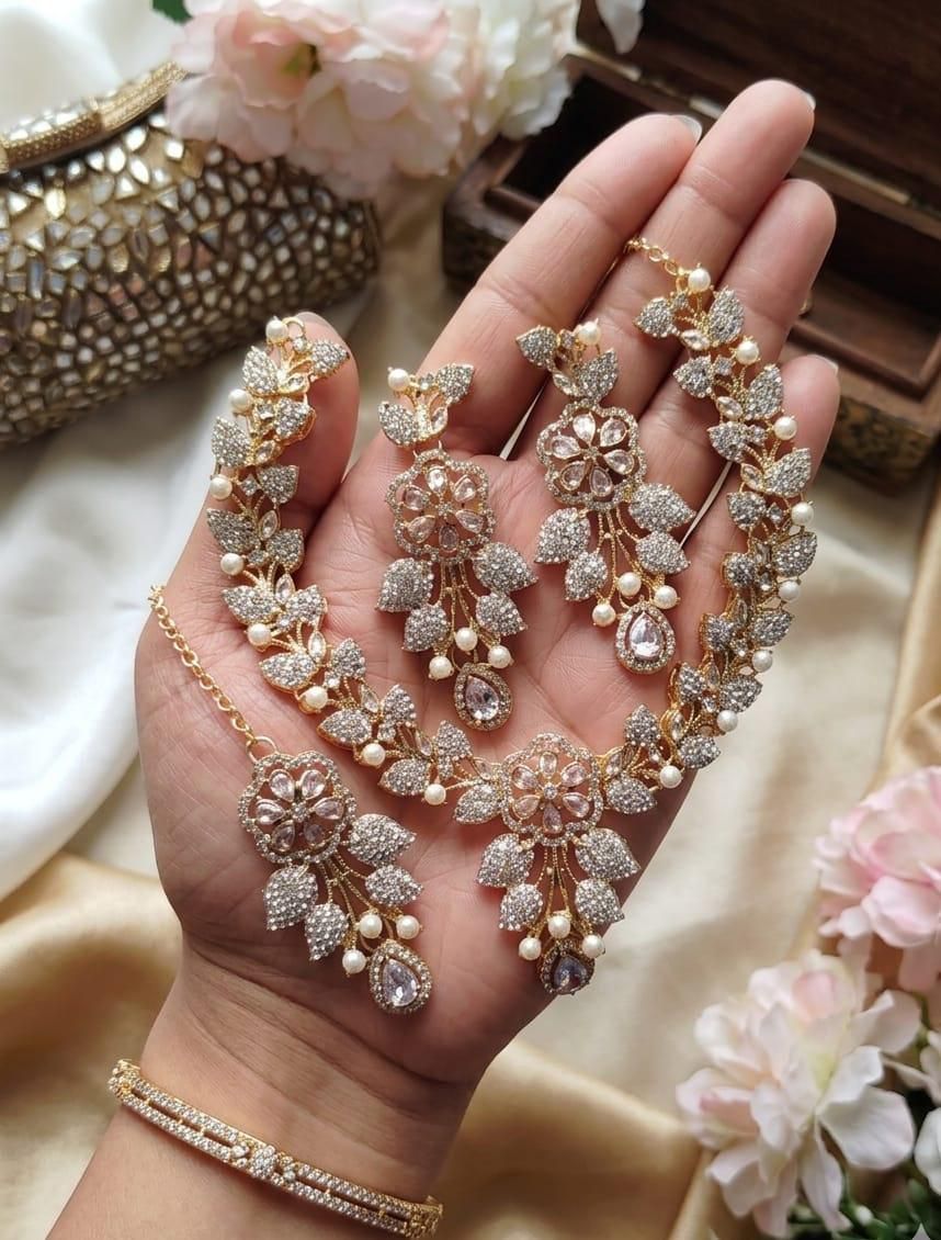 Beautiful Zarqoon stone Egyption style  Set