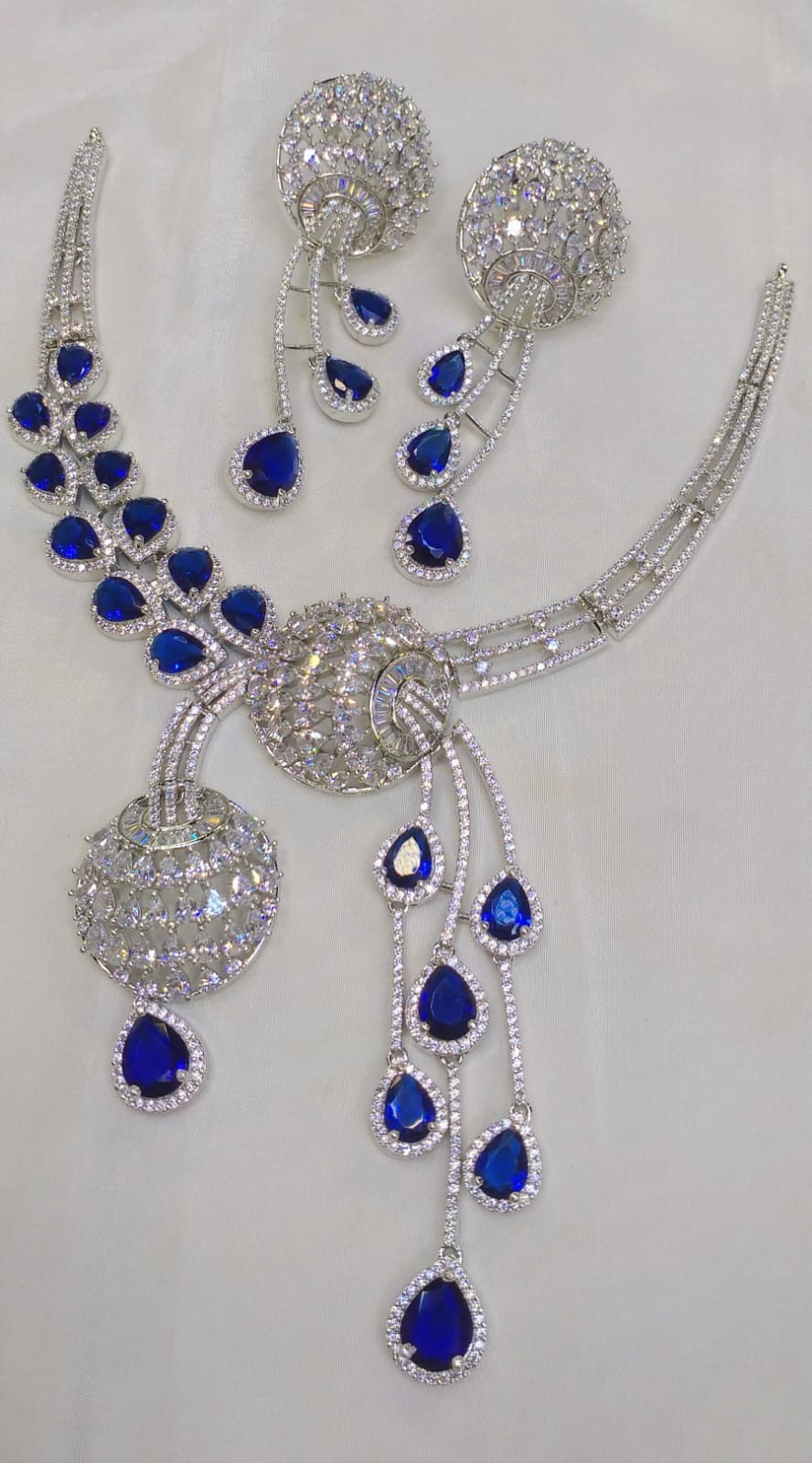 Zircon necklace set