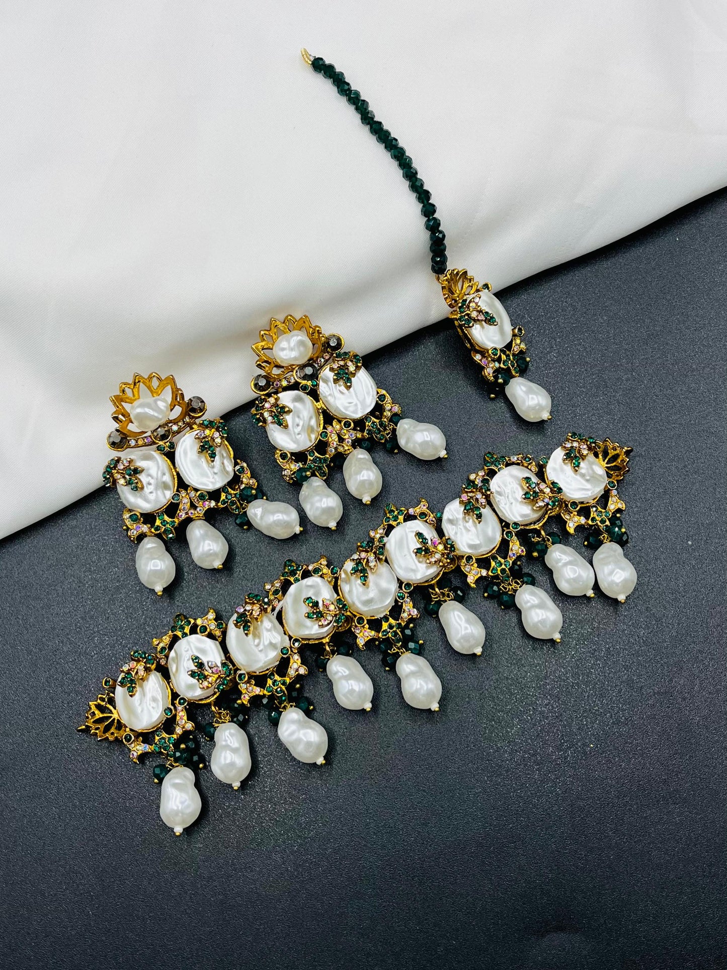 Mop Choker Set