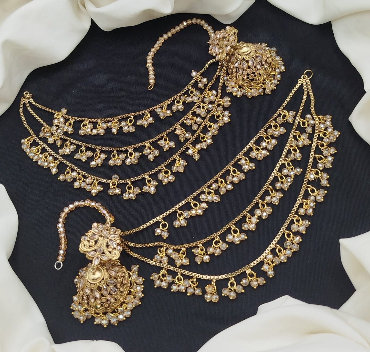 Beautiful jhumki with 3 line Sahara Fine quality