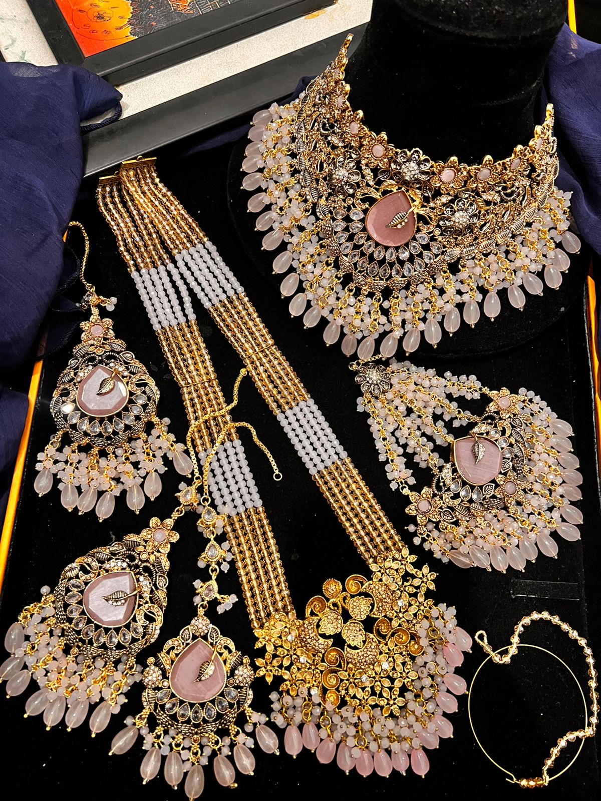 Stylish Designer Bridal Set