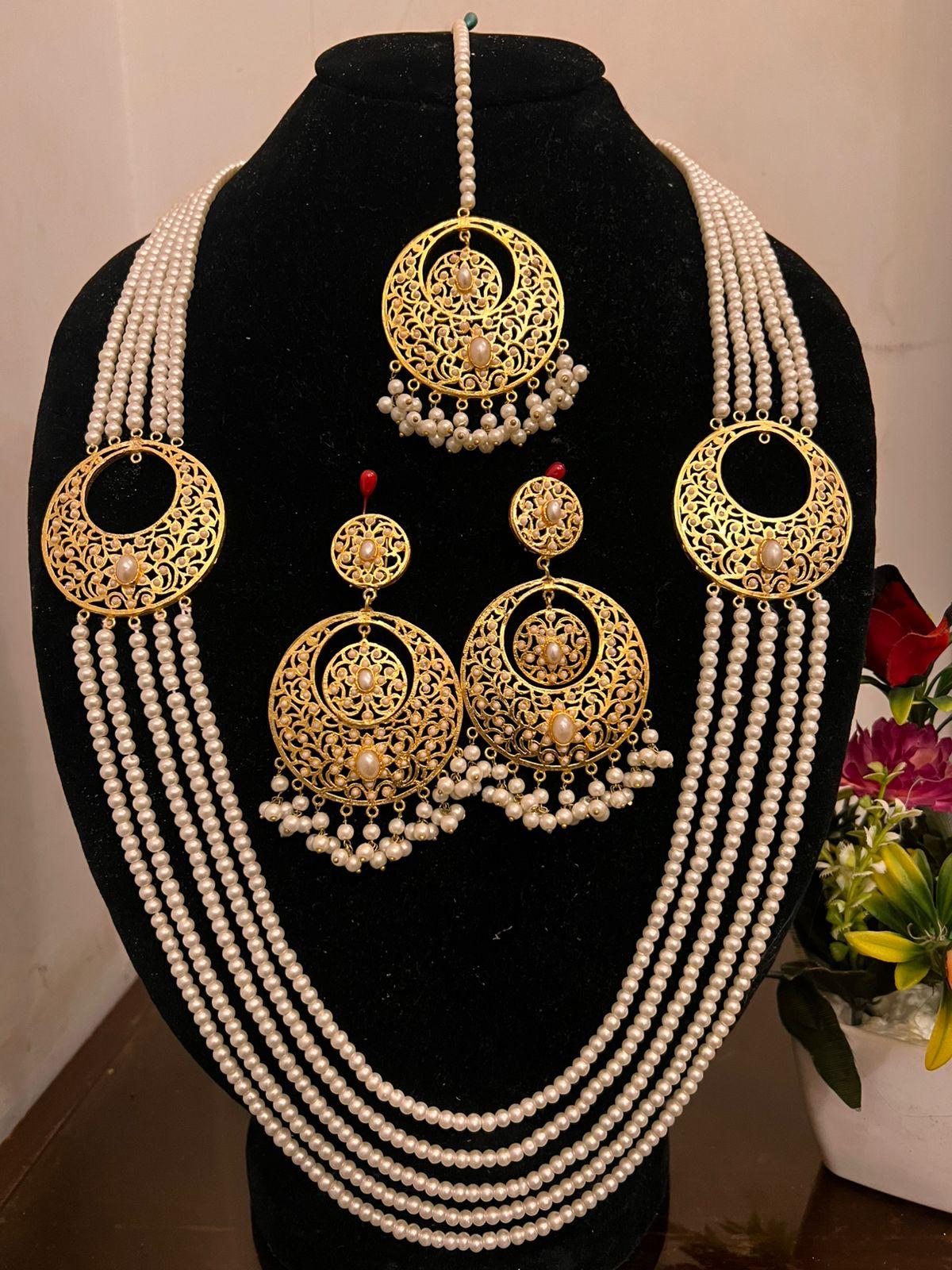 Mala sets