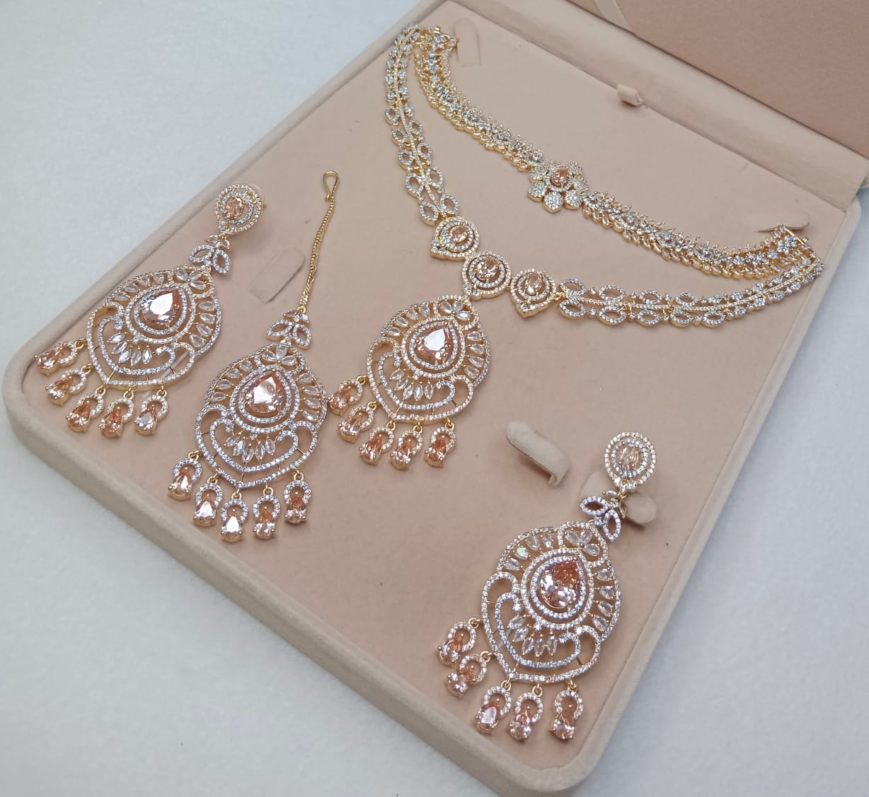 AMERICAN DIAMOND DOUBLE LINE SET WITH EARING TEEKA