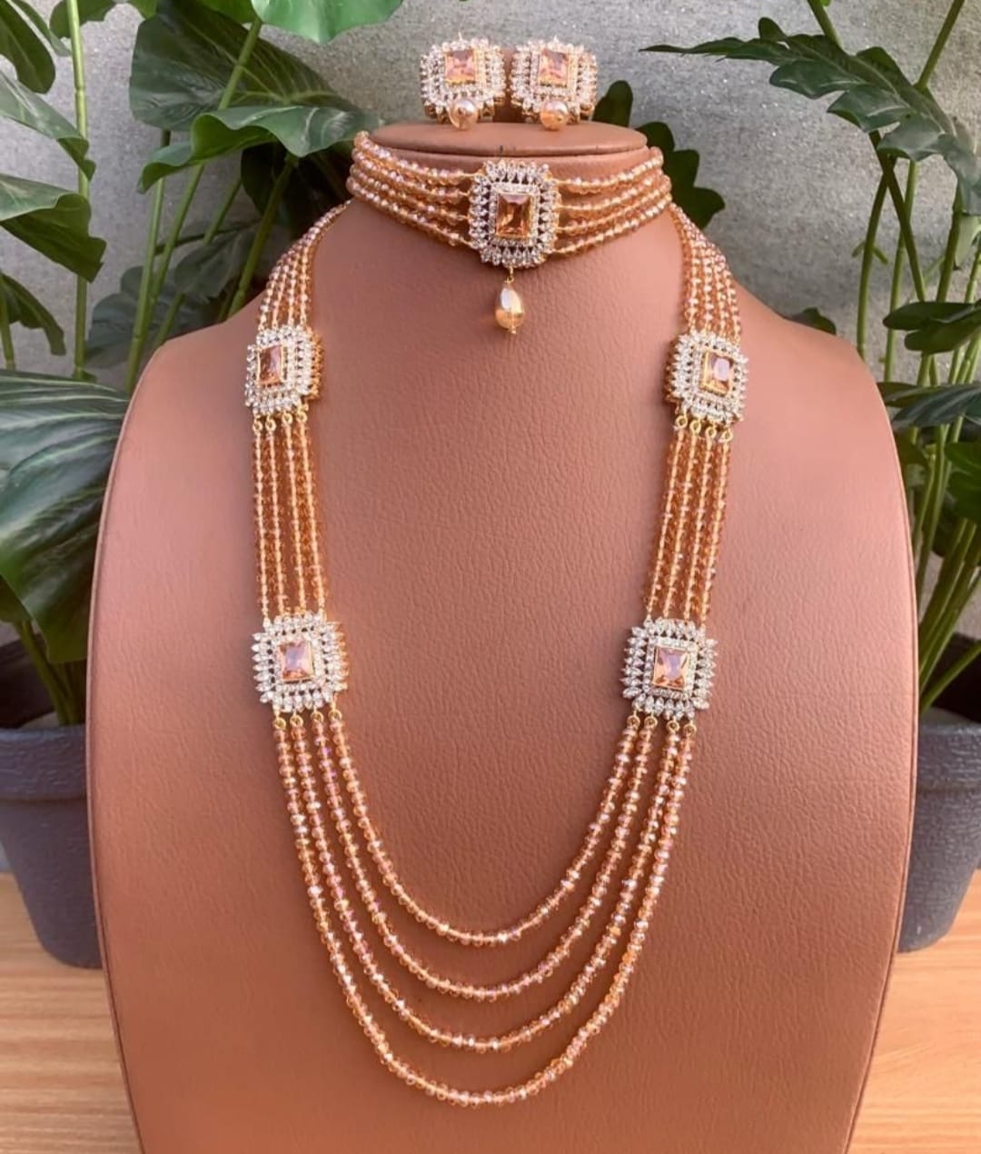 Choker mala sets of beads
