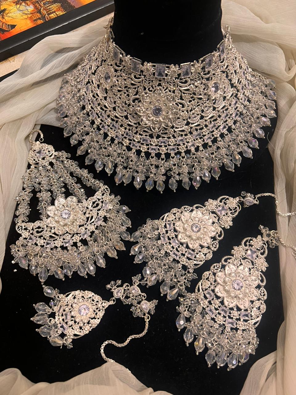 Bridal set