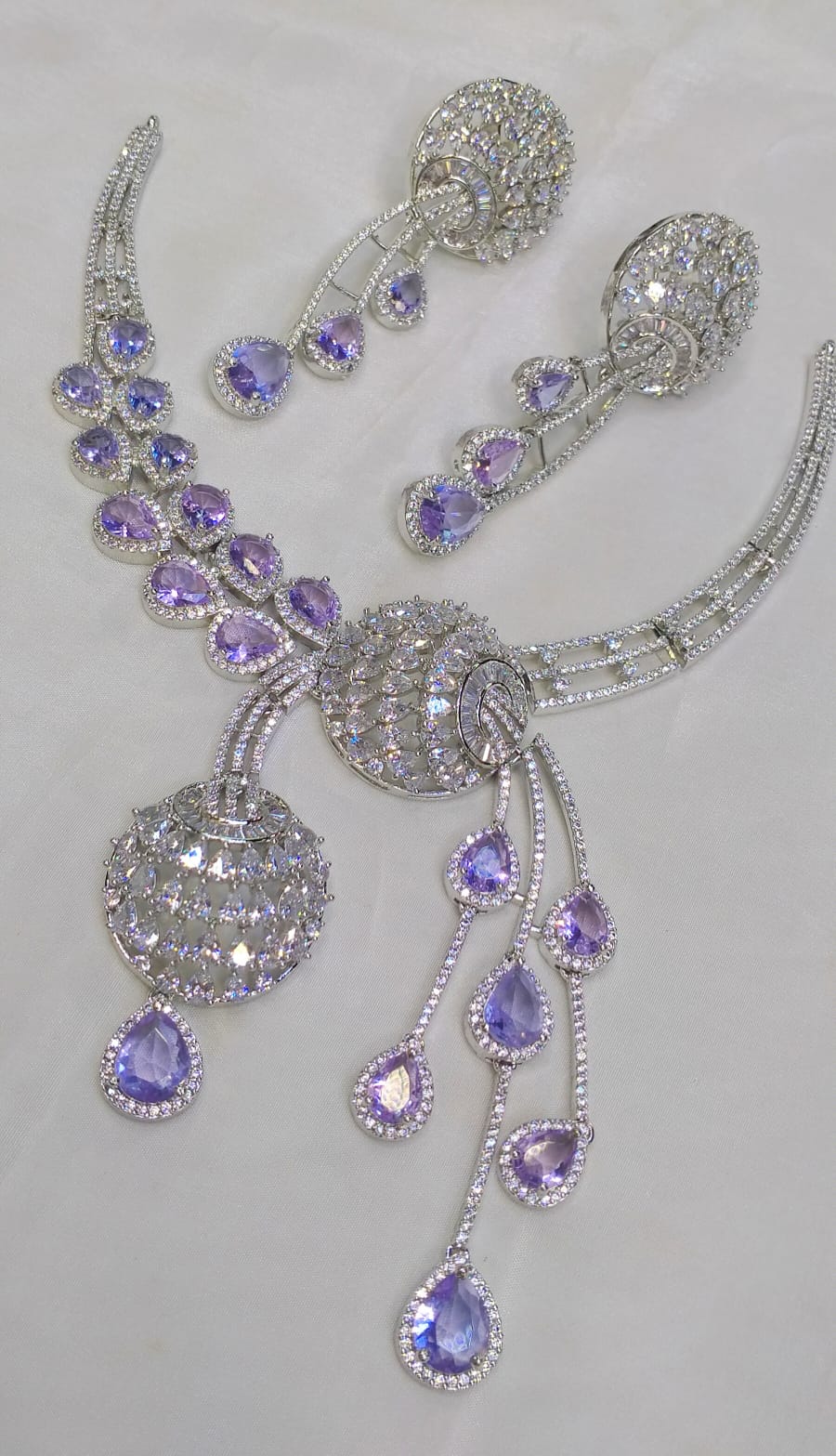 Zircon necklace set