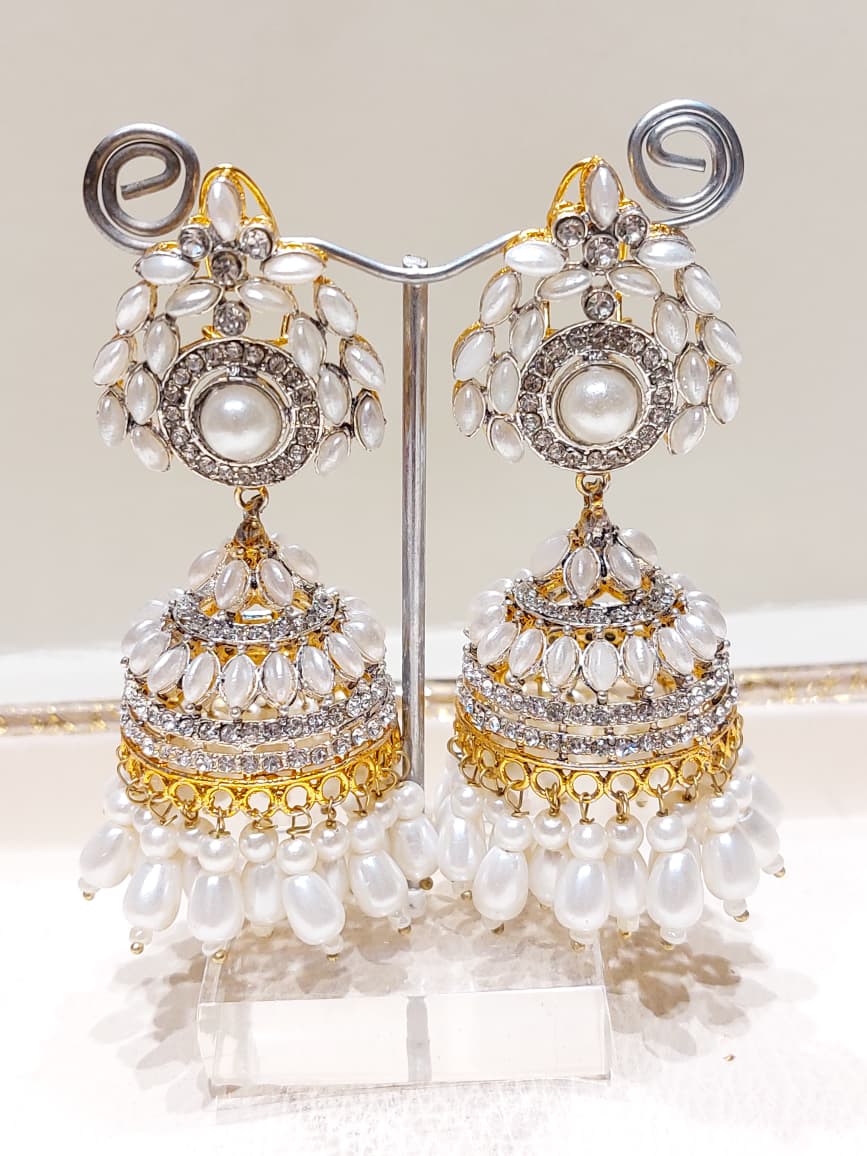 Earrings jhumkas