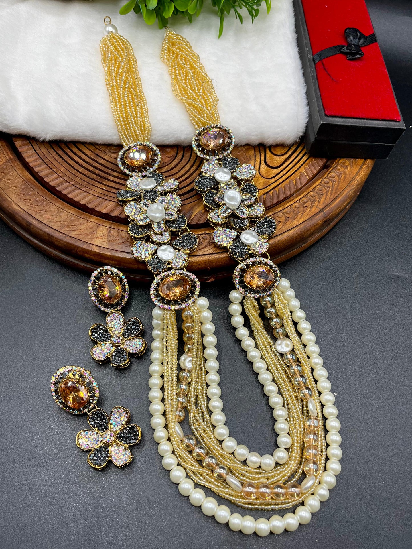 Beautiful Mala set Available in All colours