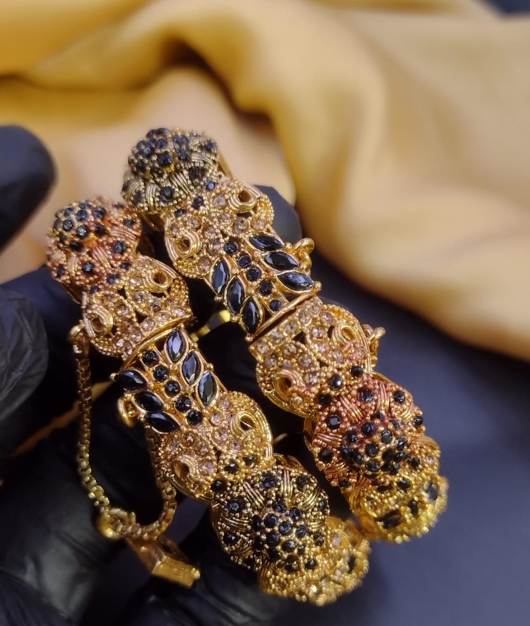 Pair bangles  New design Size  2.6 2.8