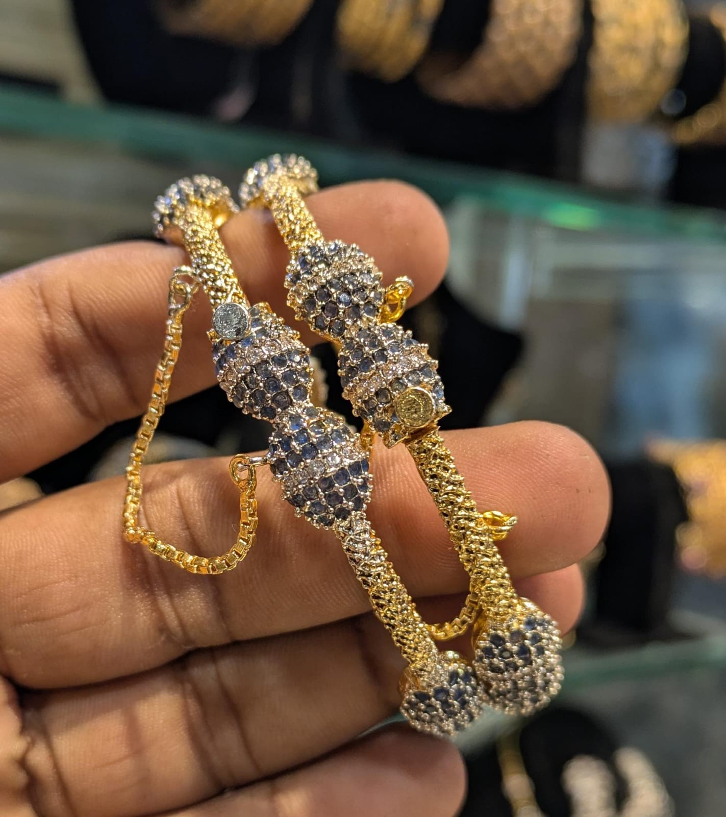 Gold plated 2 pc Bangles openable