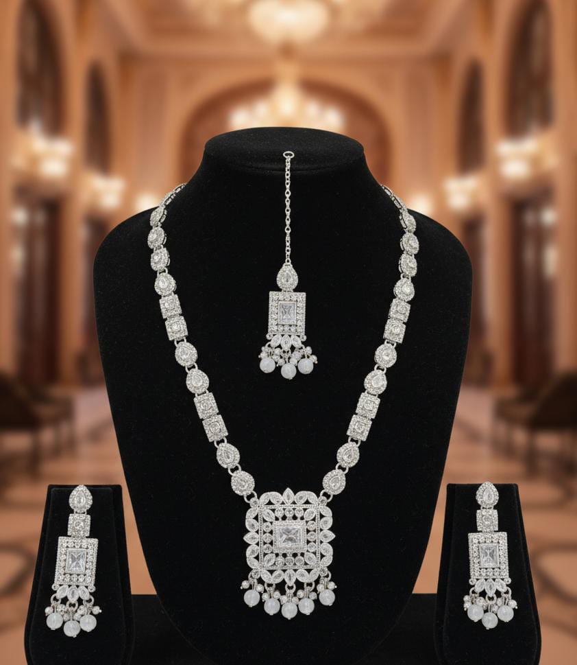 Beautiful Mala set zircon work excellent quality with earings bindi