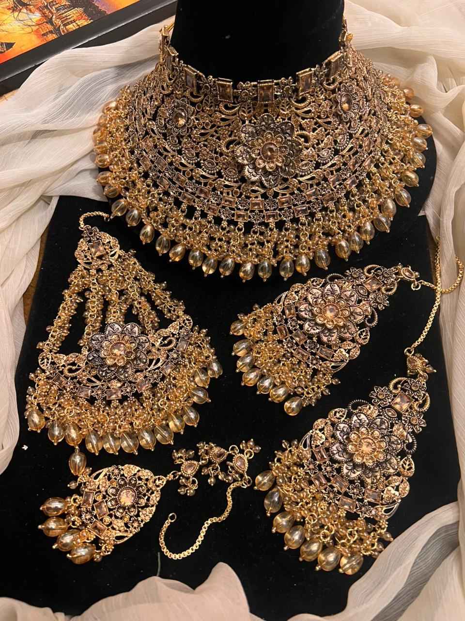 Bridal set