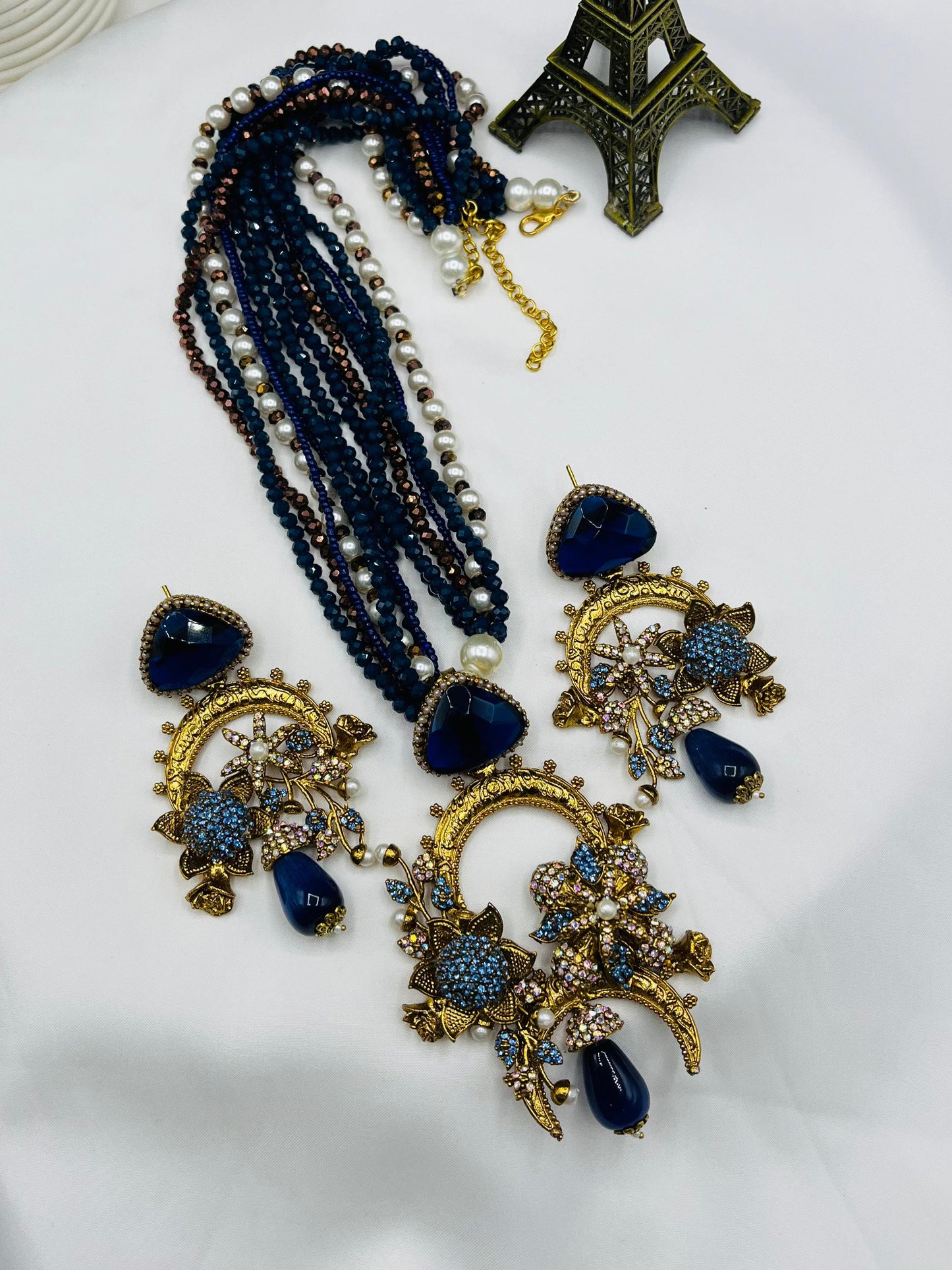 Beautiful Mala set Available in All colours Heavy Mala