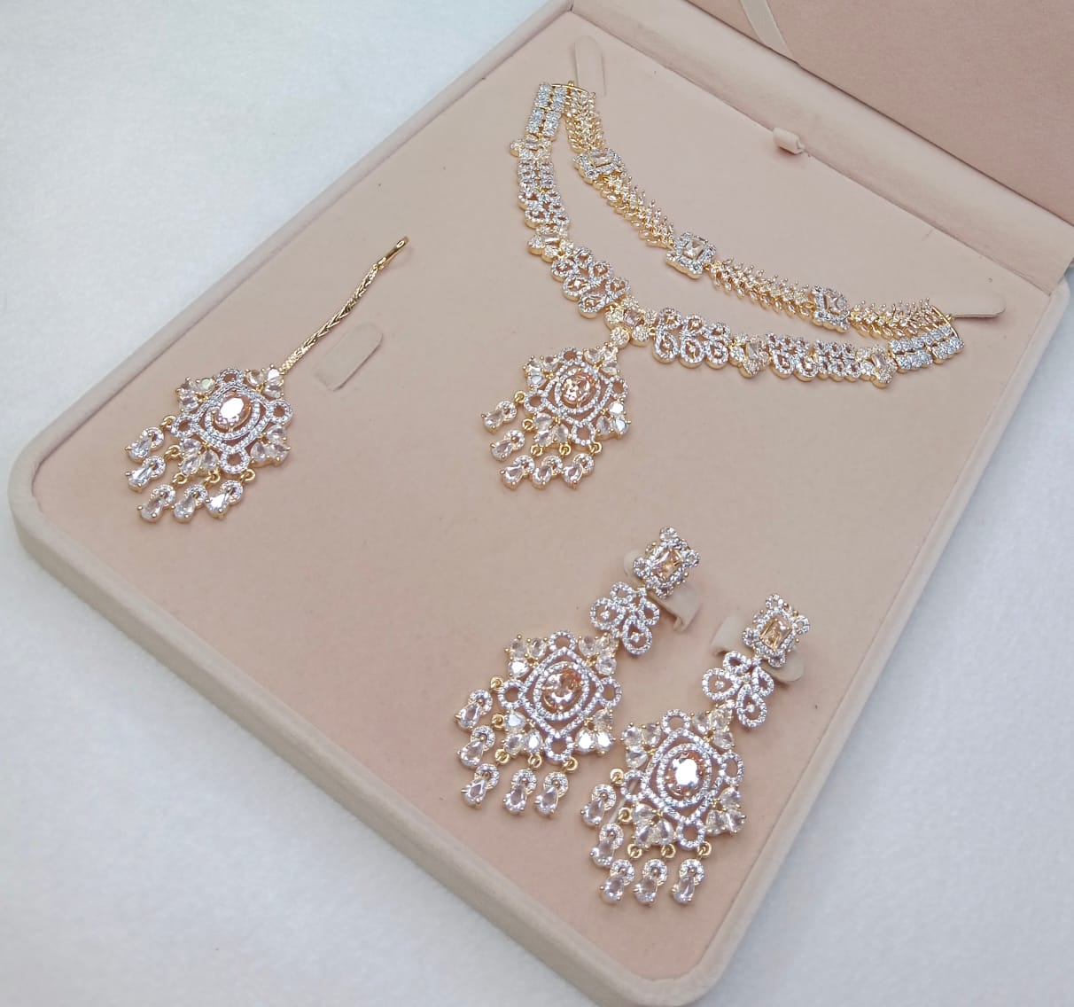 AMERICAN DIAMOND DOUBLE LINE SET WITH EARING TEEKA