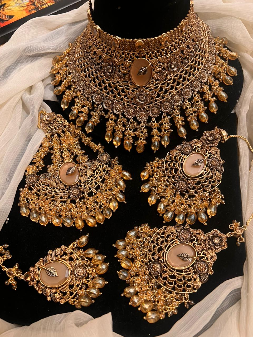 Bridal set