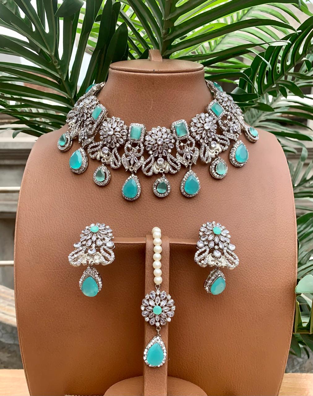 Beautiful necklace sets