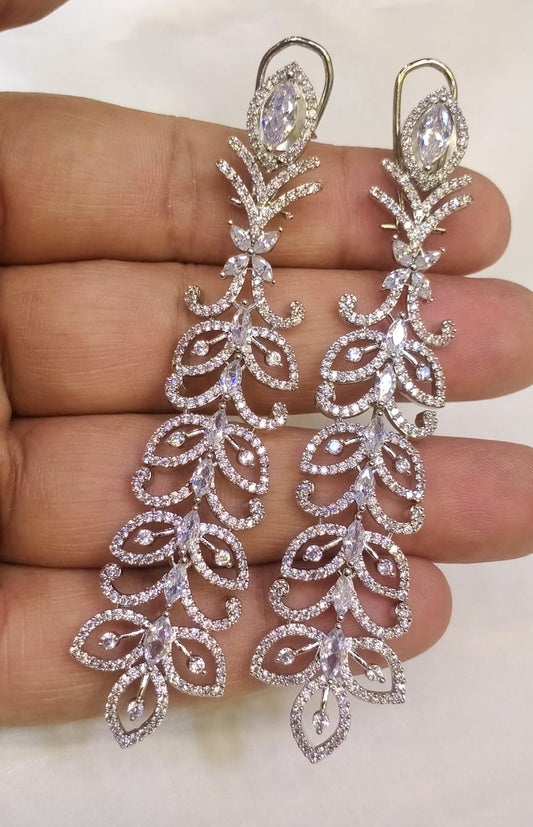Long zircon earrings