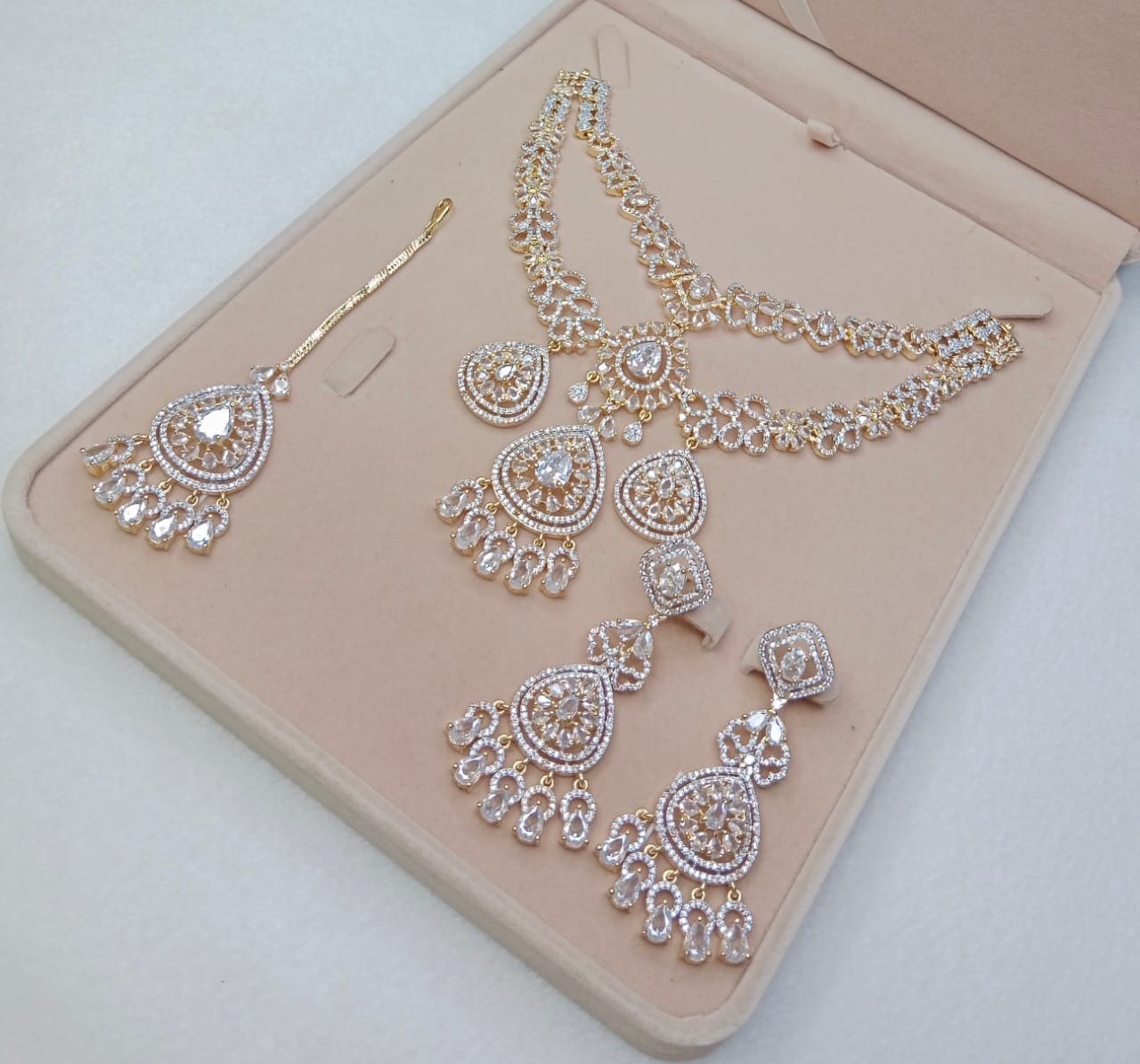 AMERICAN DIAMOND DOUBLE LINE SET WITH EARING TEEKA