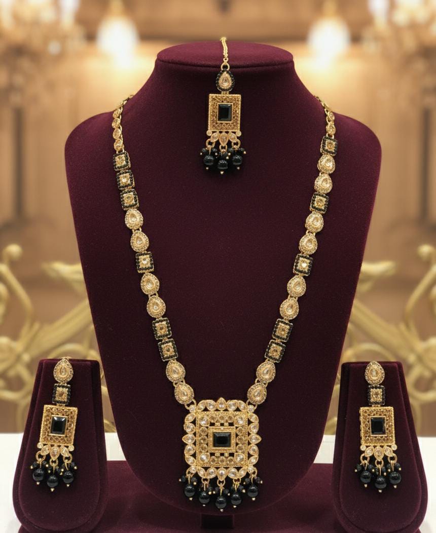 Beautiful Mala set zircon work excellent quality with earings bindi