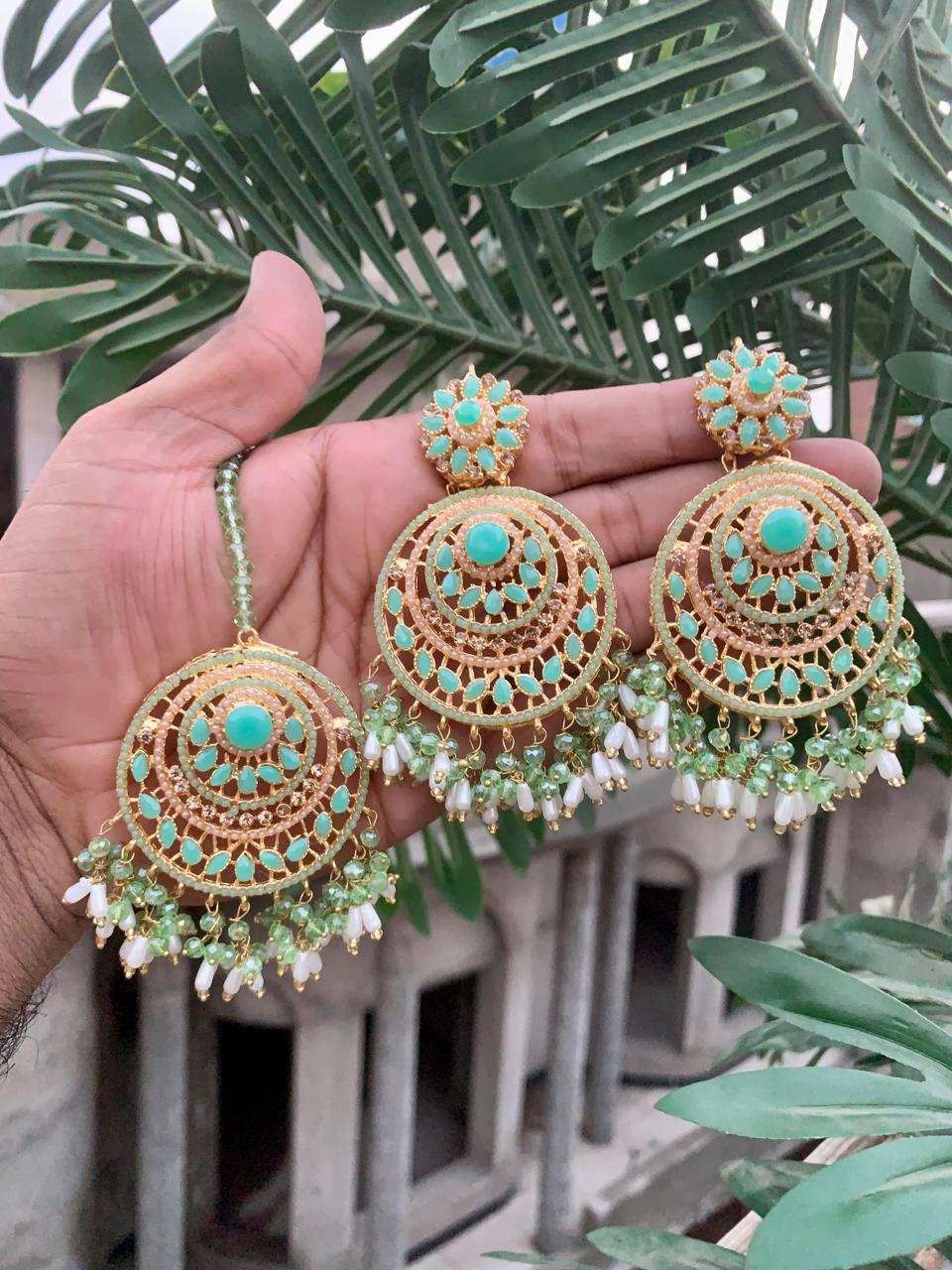 Earrings tikka set
