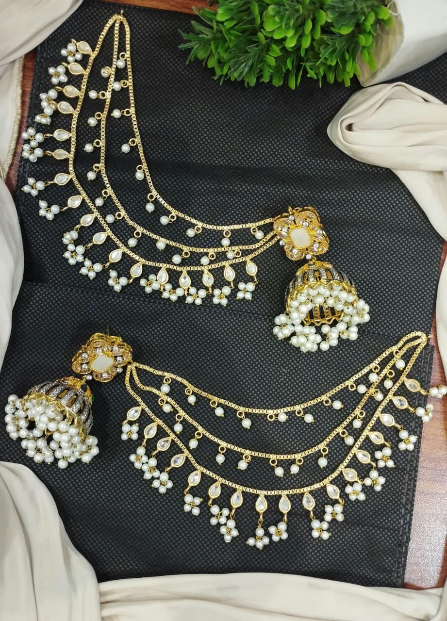 Jhumki with 3 line kundan Kan chain sahare