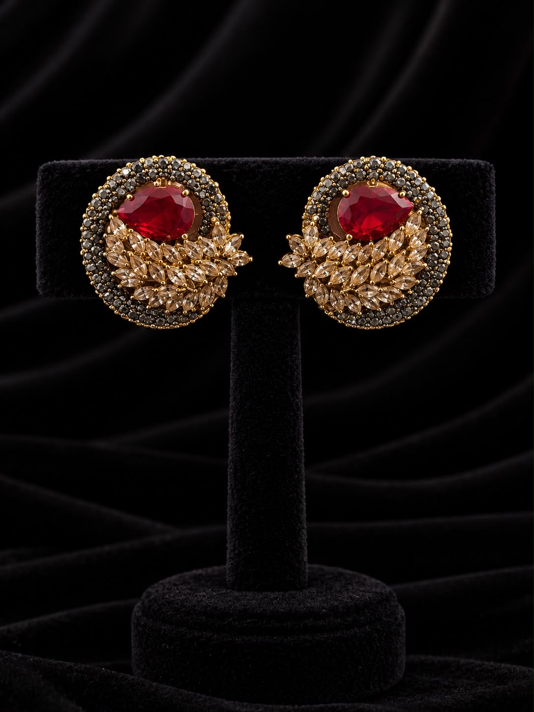 Earrings tops