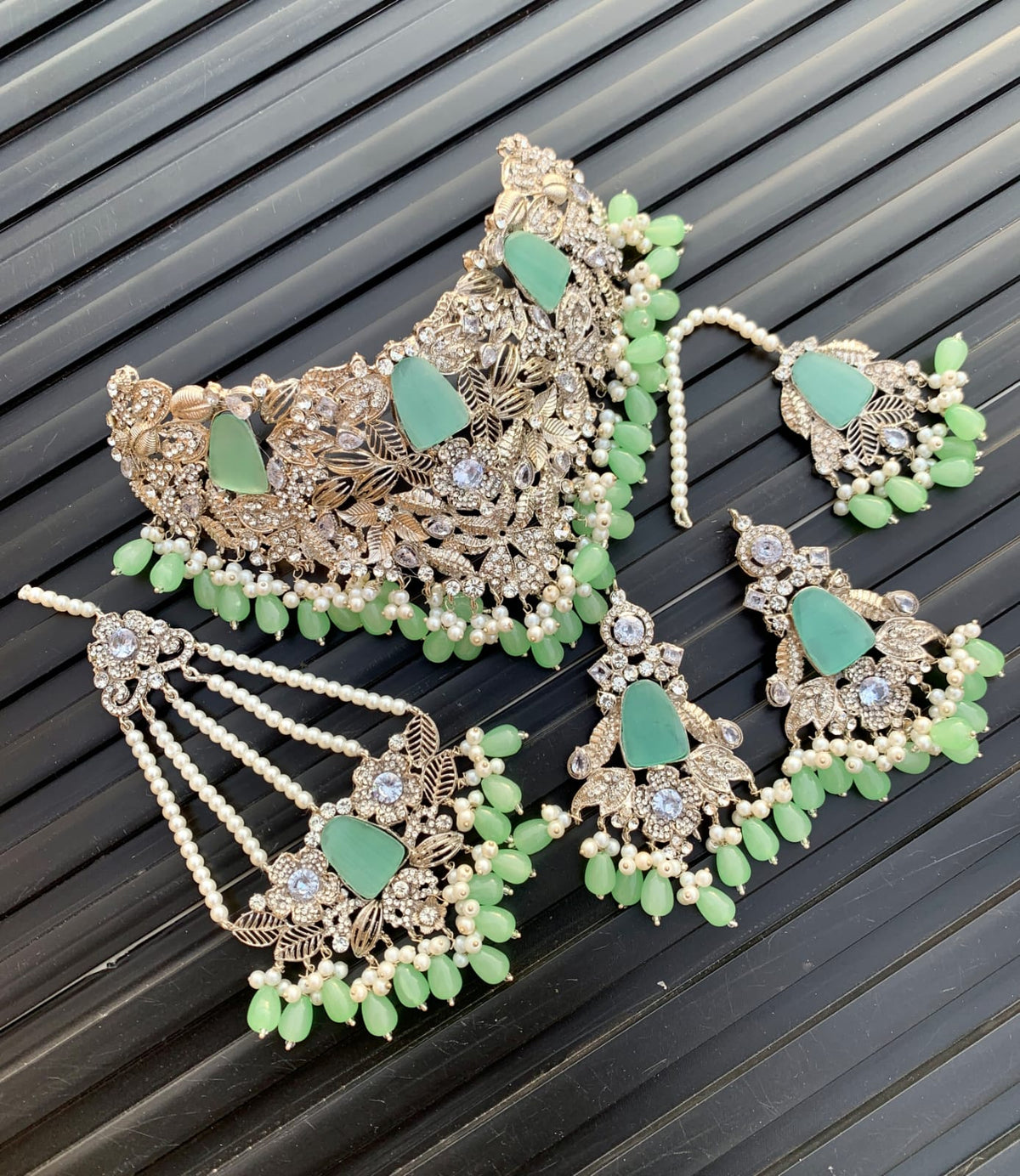 Turkish collar set in silver & golden polish