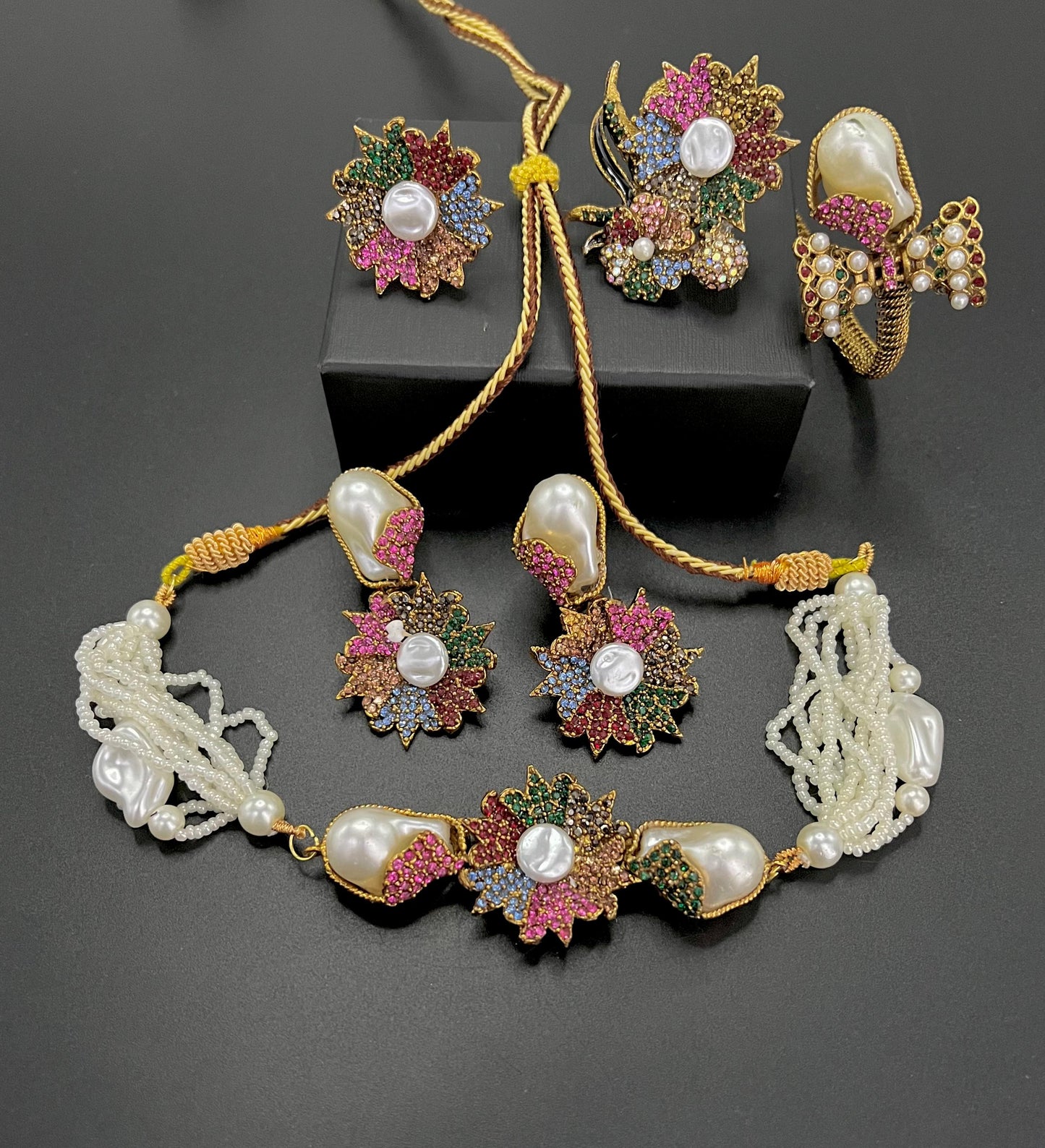 Choker Set