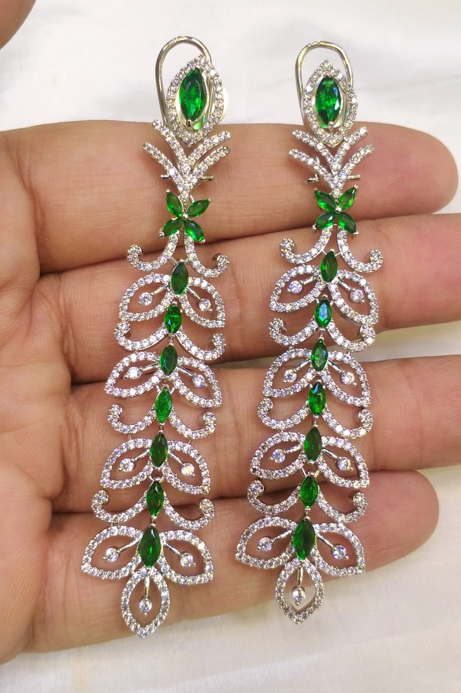 Long zircon earrings