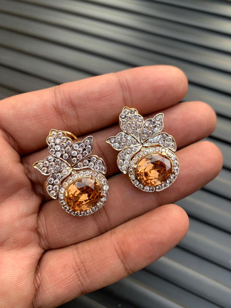 Tops studs zircon