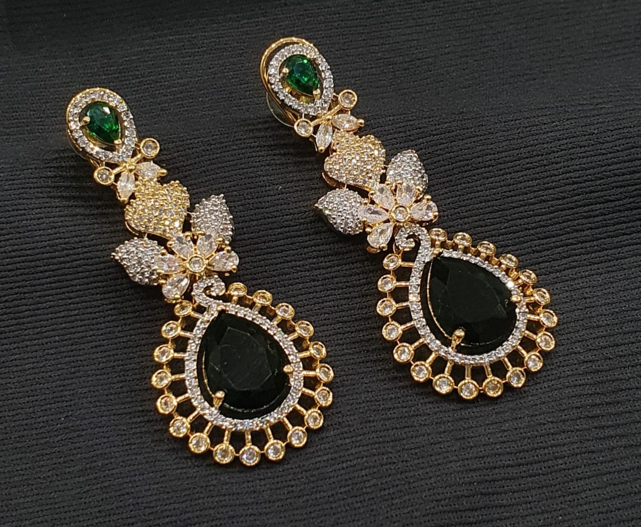 Long zircon earrings