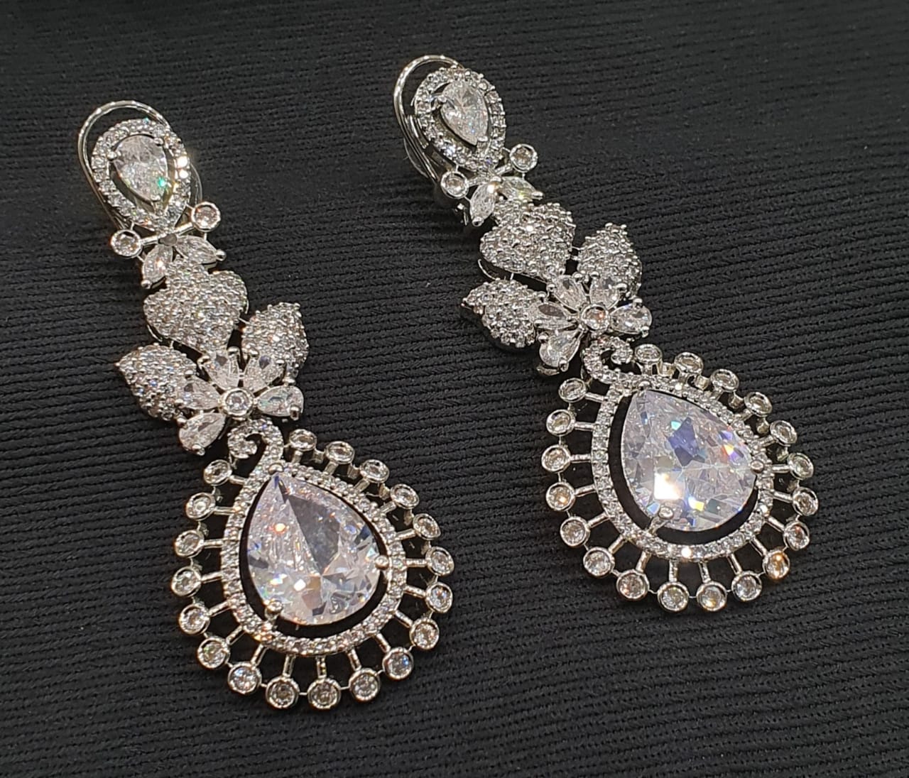 Long zircon earrings