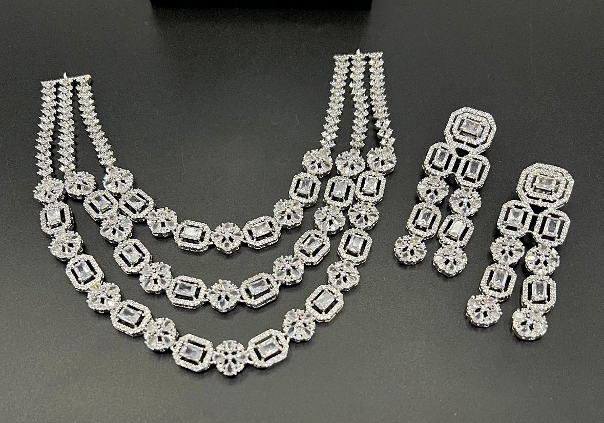 Three layers zirconia necklace set