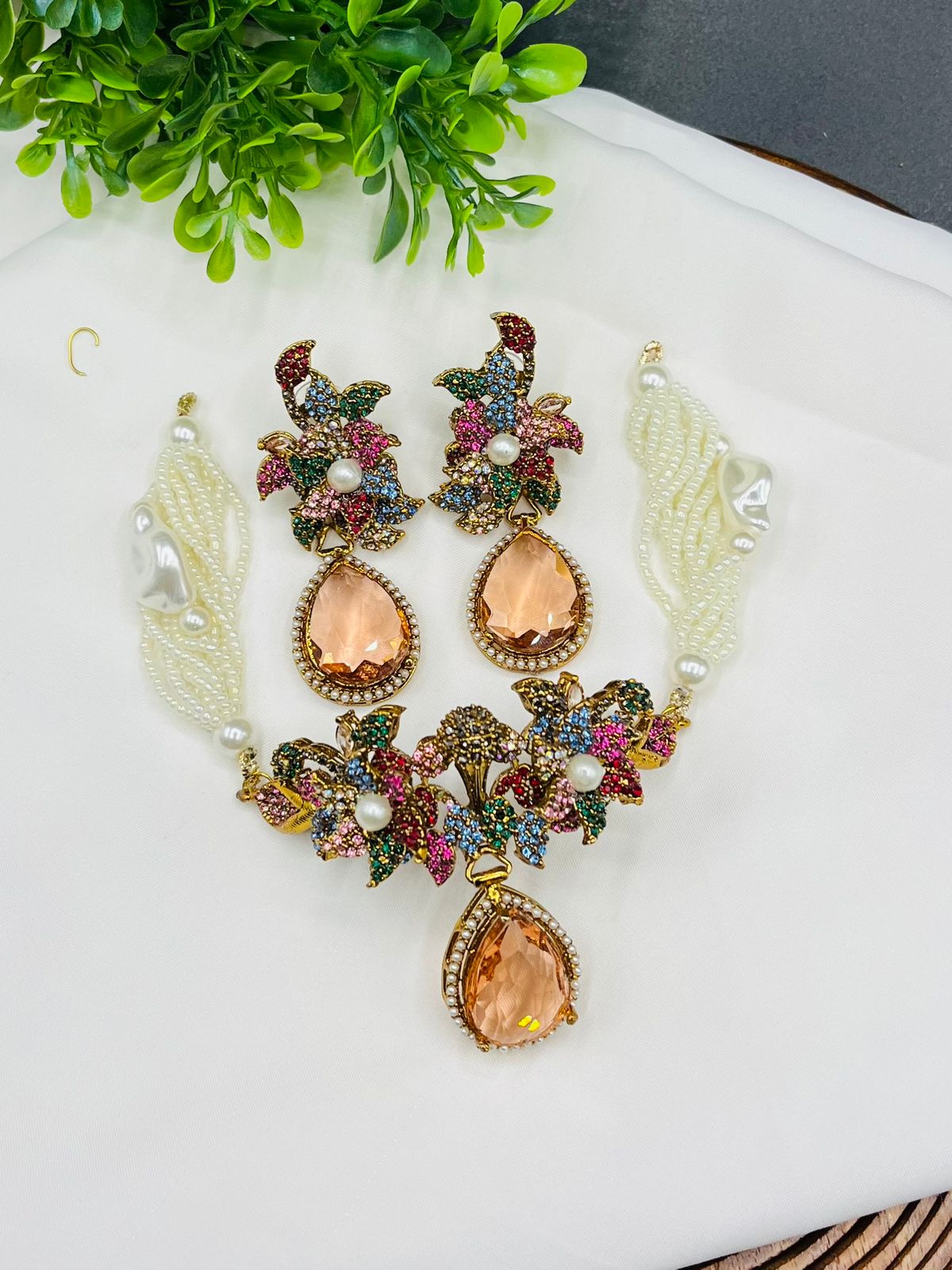 Beautiful Mini Choker
