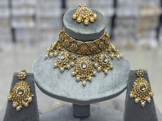 Kundan bridal sets