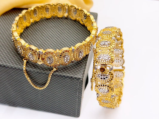 Gold plated 2 pieces karah in fine quality