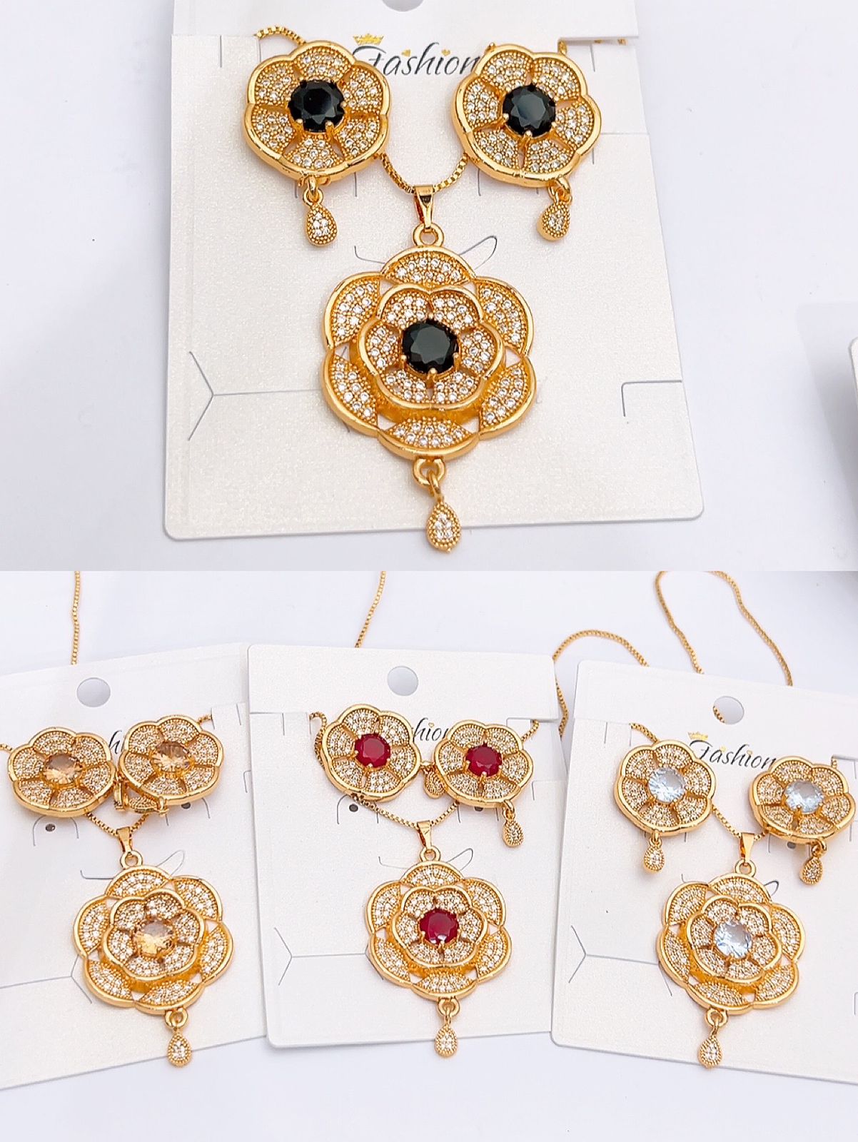 China 🇨🇳 made locket set in real stones fine quality