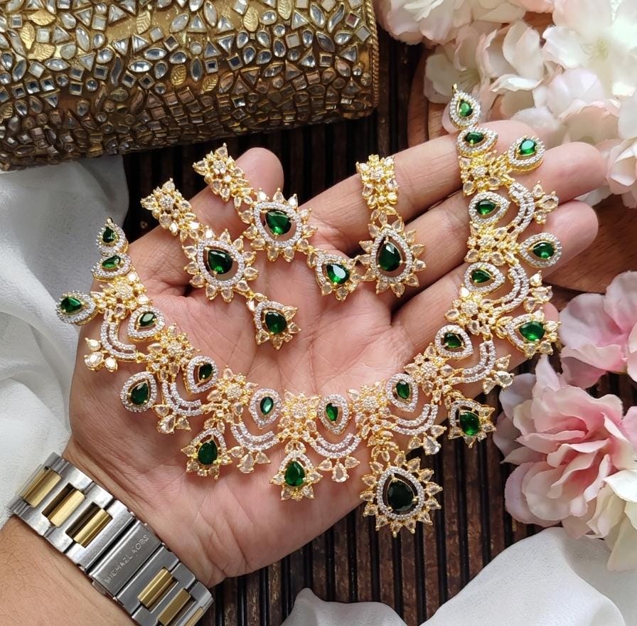 Beautiful Indian A.D(1) Carad- zarcon Bigshow Set Earings  with Tika