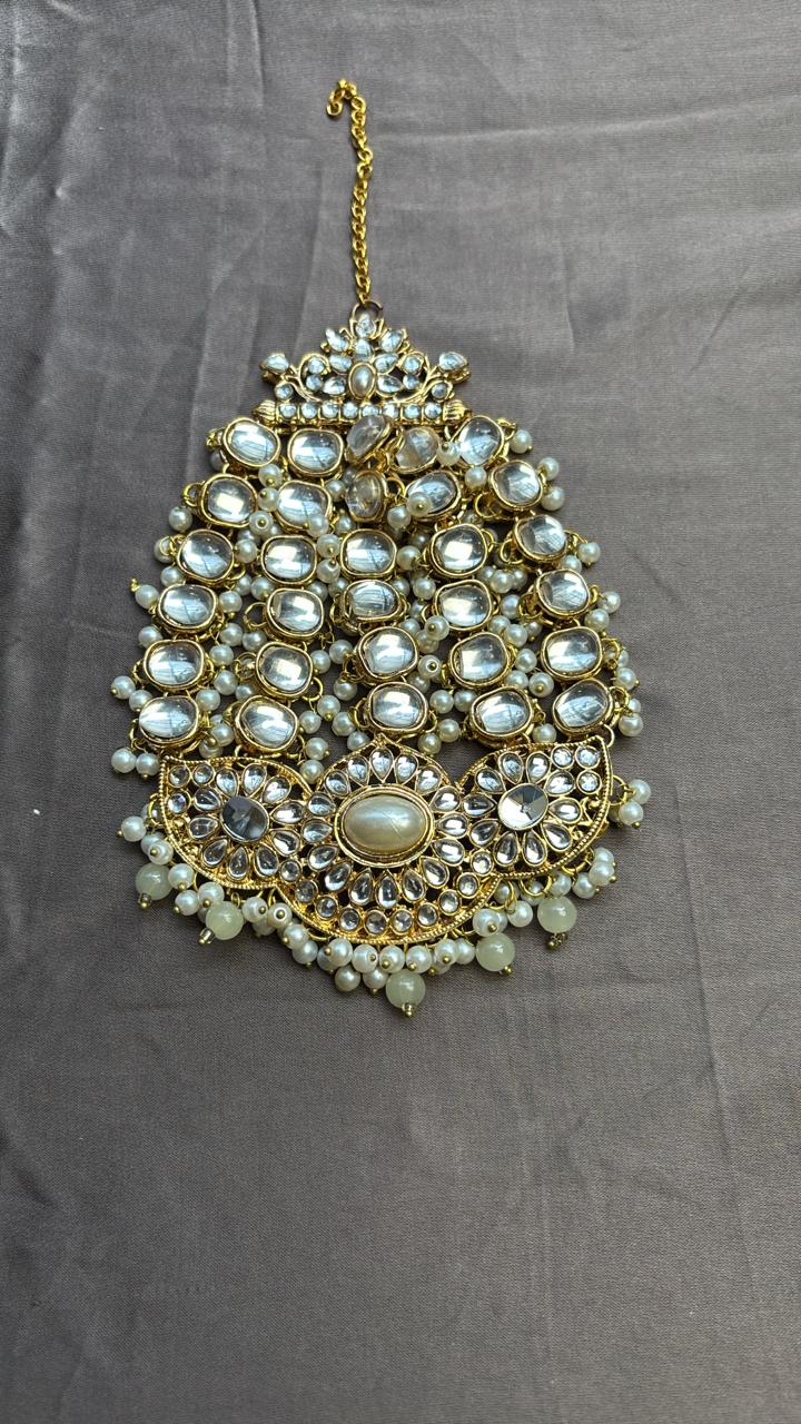 Jhoomar Kundan
