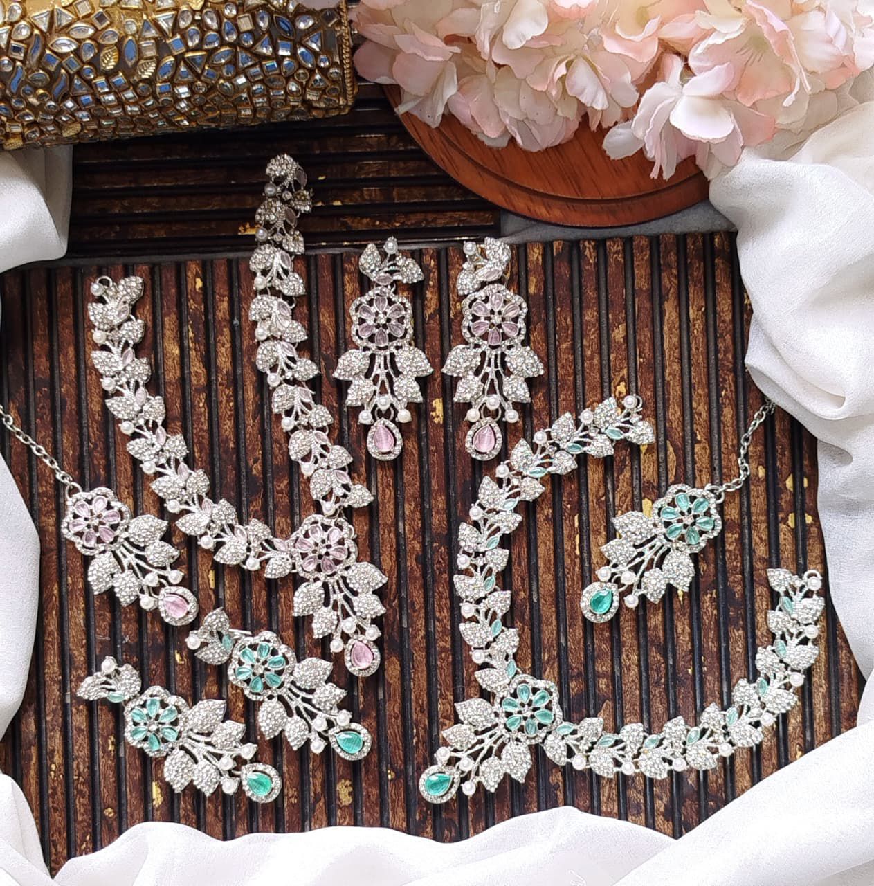 Beautiful Zarqoon stone Egyption style  Set