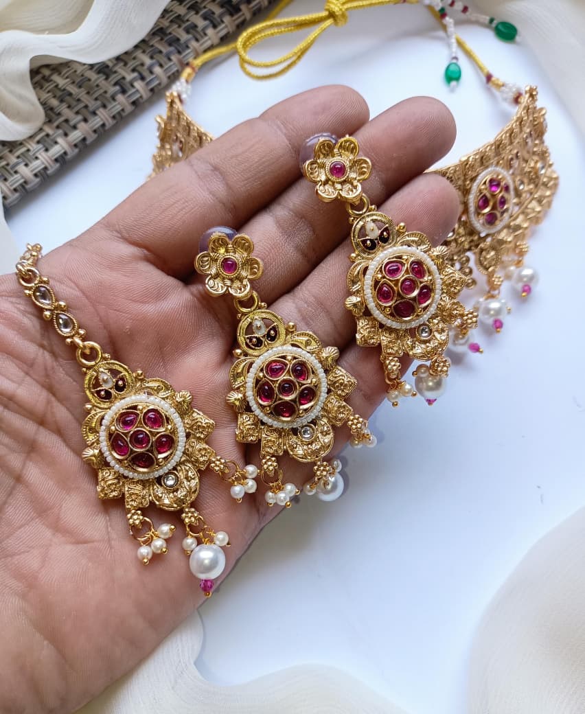 Beautiful Stylish Design Indian Rajwari Koler Set With Teeka
