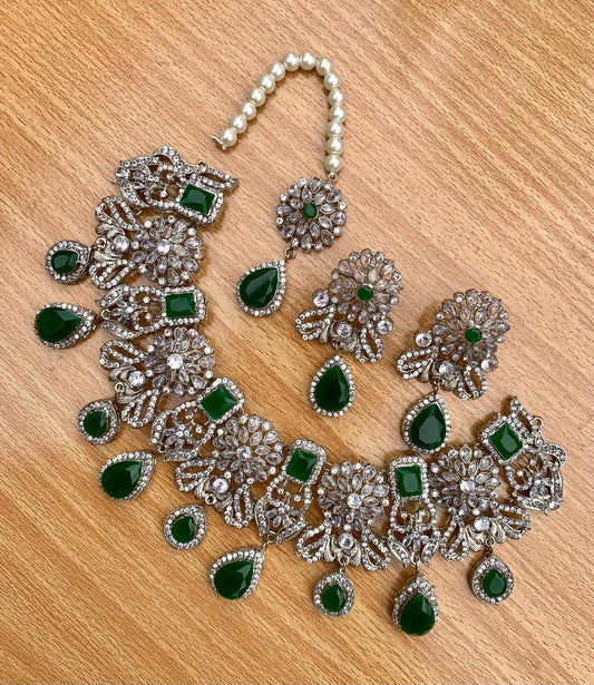 Beautiful necklace sets