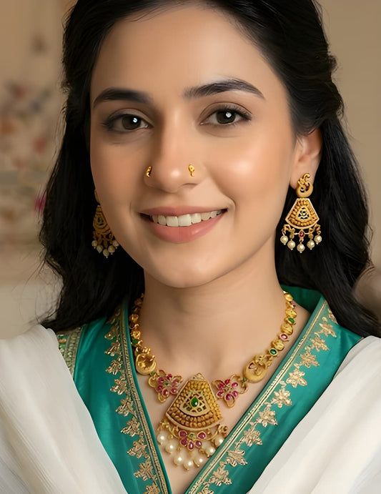 Traditional Jewellery South Indian Stylish Design Necklace Set