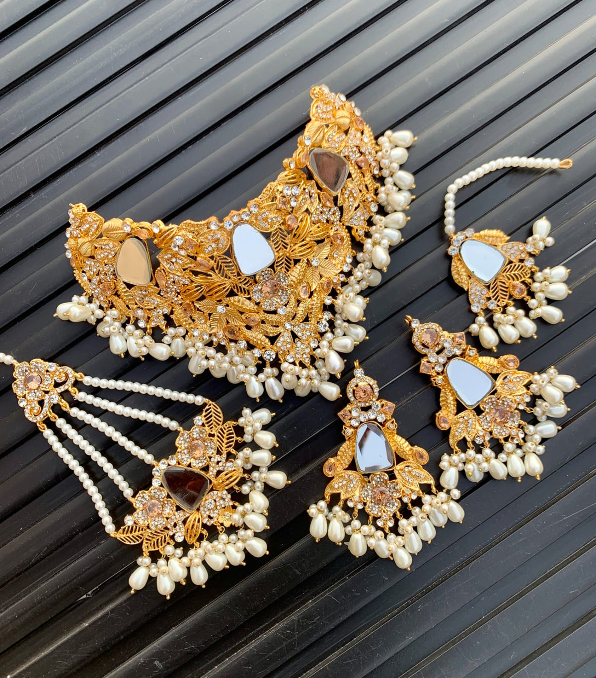 Turkish collar set in silver & golden polish