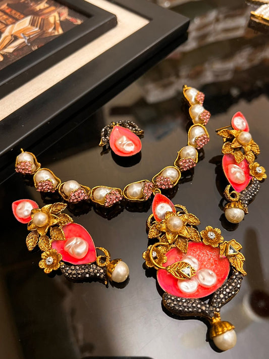 Necklace Set
