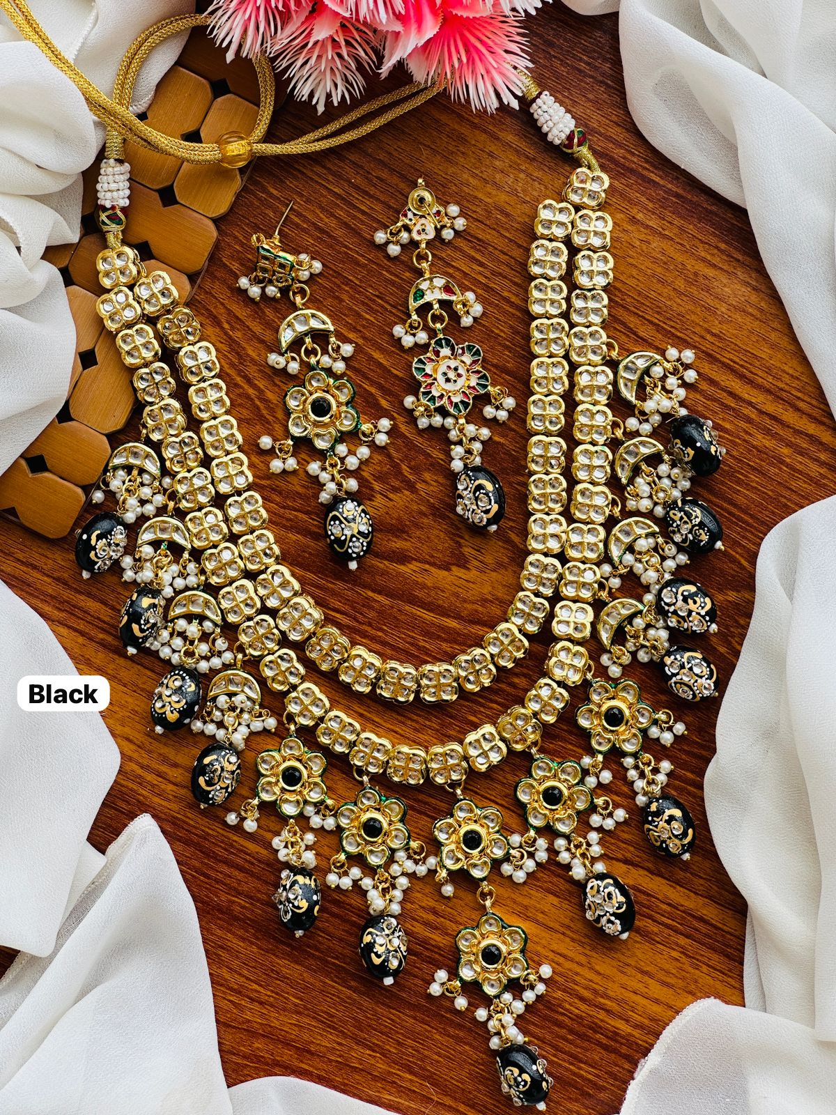 *Handmade Dabbi Kundan Back Meenakari sets*